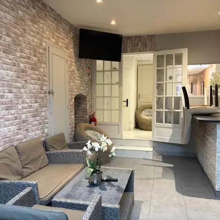 Szálloda Le Normandie *